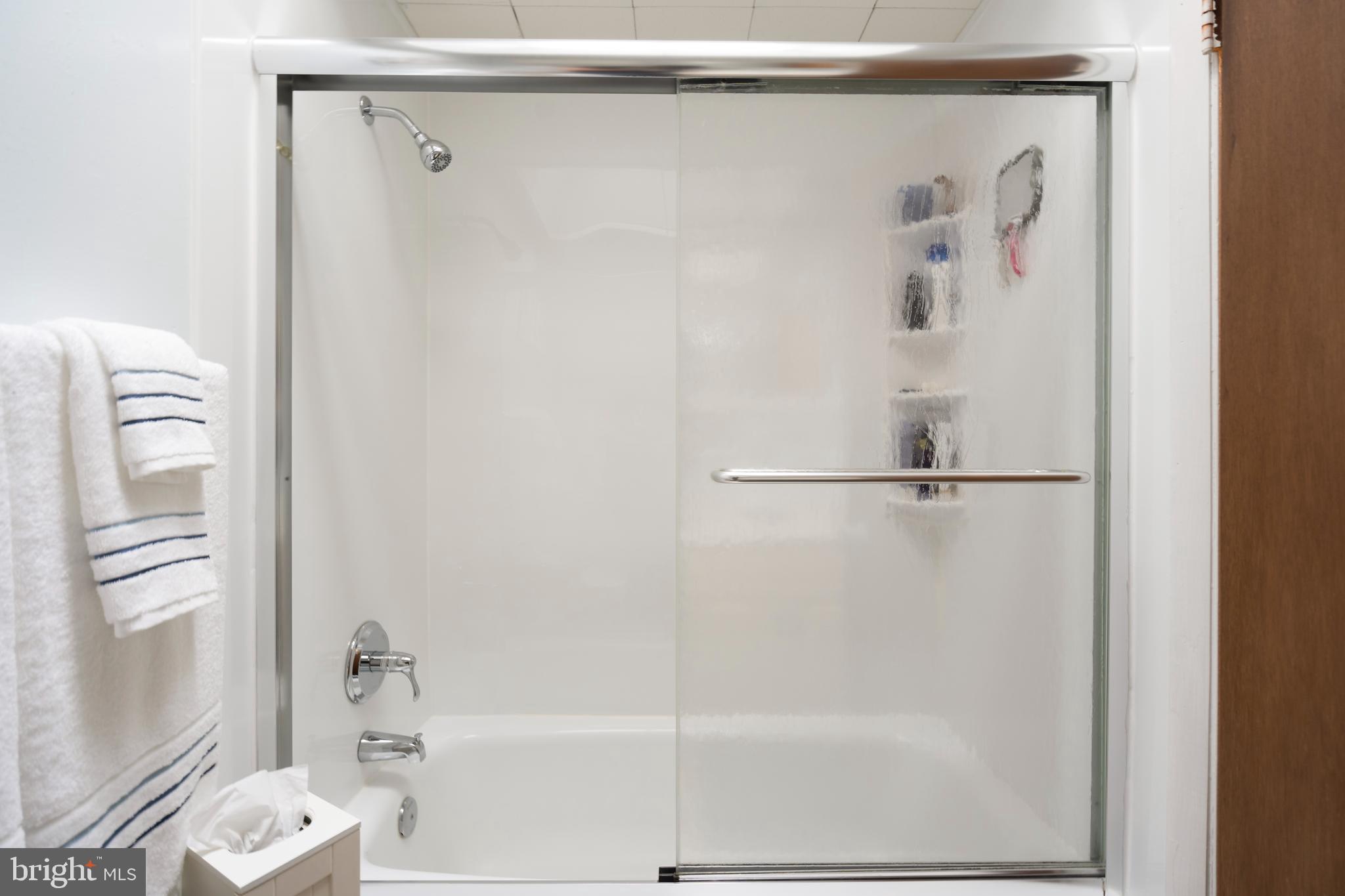 11927 Millbrook Road Philadelphia, PA 19154 - Photo 26 of 43