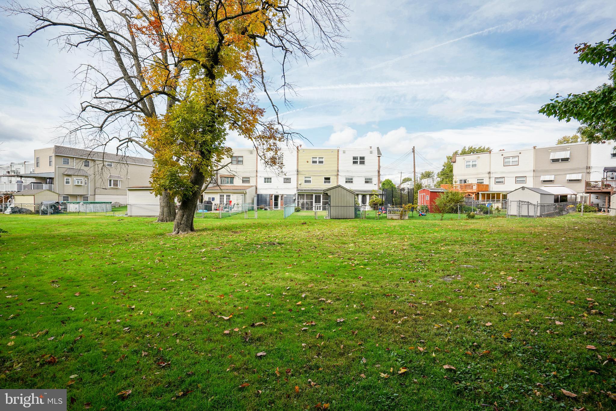 11927 Millbrook Road Philadelphia, PA 19154 - Photo 39 of 43