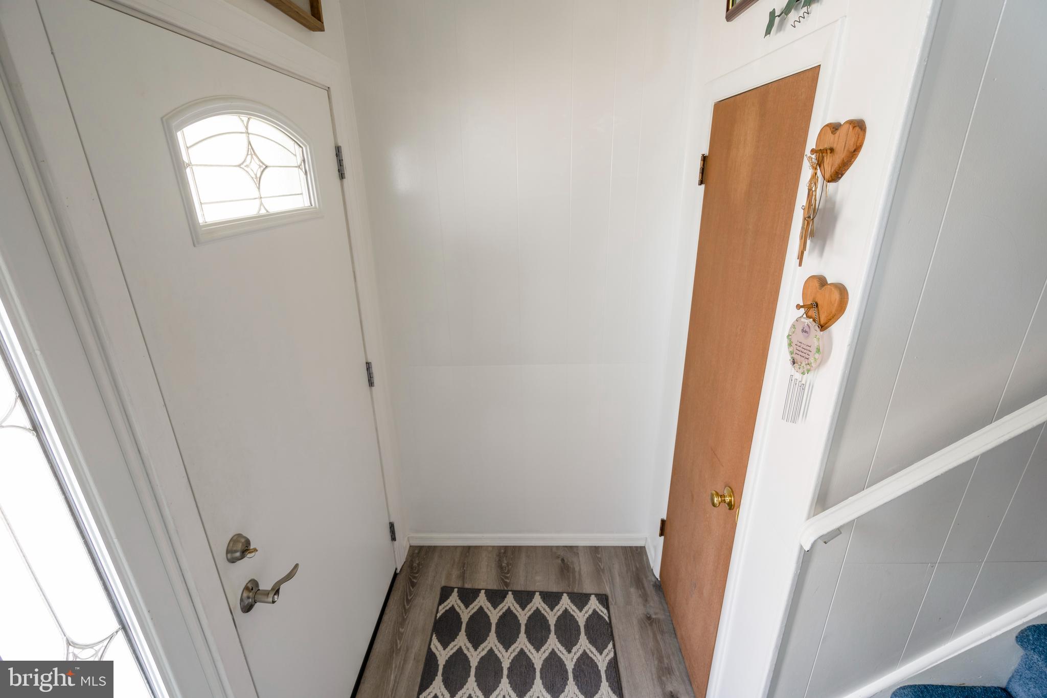 11927 Millbrook Road Philadelphia, PA 19154 - Photo 4 of 43