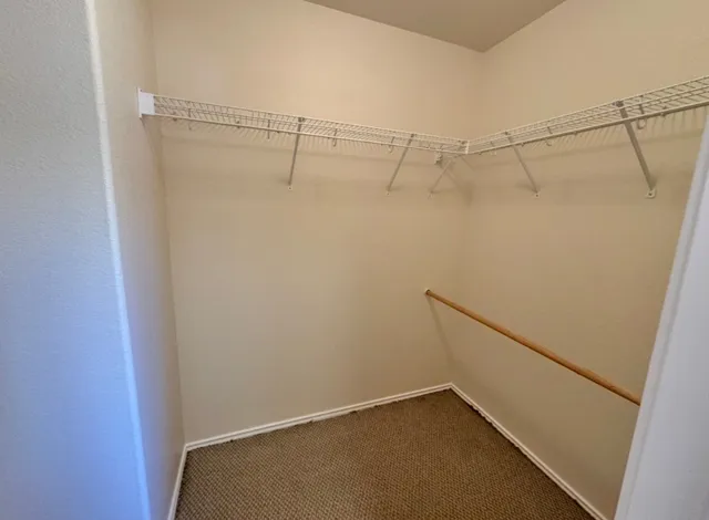 $1,660 | 104 Gettysburg Loop, Elgin, TX 78621