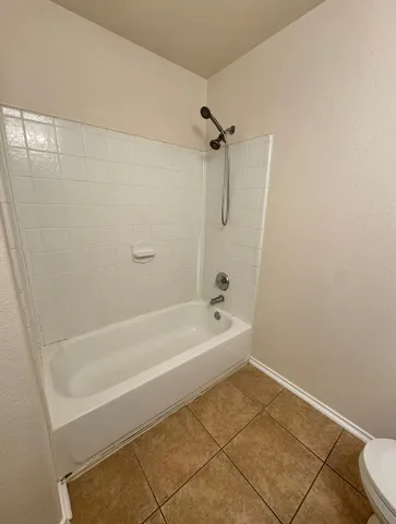 $1,660 | 104 Gettysburg Loop, Elgin, TX 78621