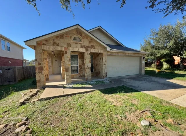 $1,660 | 104 Gettysburg Loop, Elgin, TX 78621