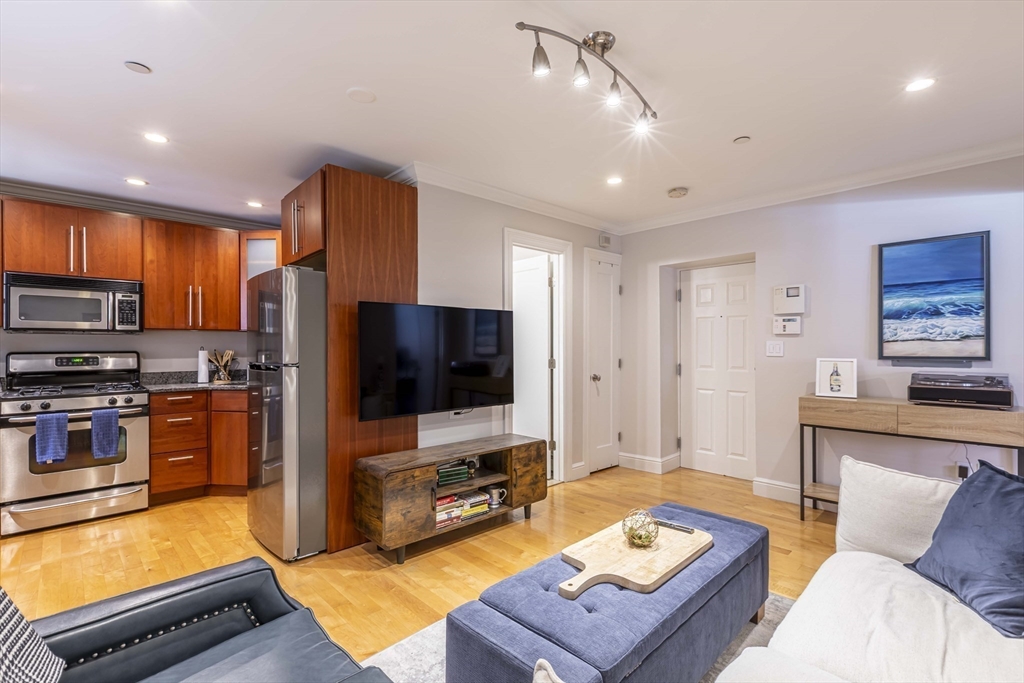 52 Cooper Street, Unit 1 Boston, MA 02113 - Photo 3 of 12