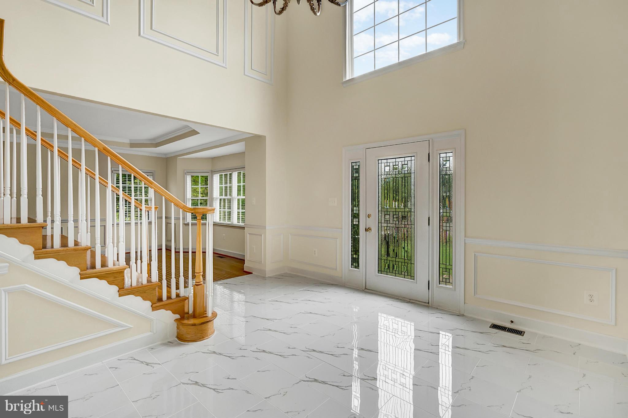 6329 Quander Road Alexandria, VA 22307 - Photo 2 of 30 foyer
