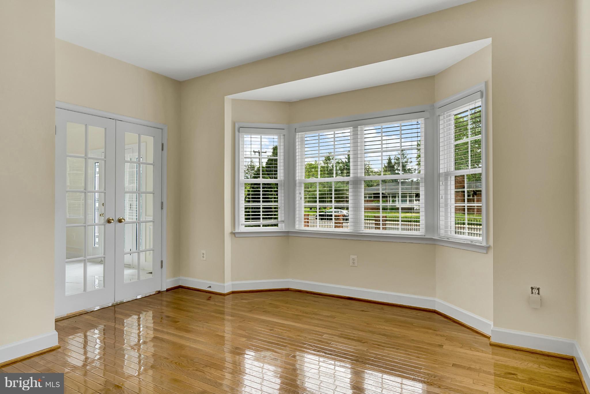 6329 Quander Road Alexandria, VA 22307 - Photo 13 of 30 Main lvl Bedroom or Den