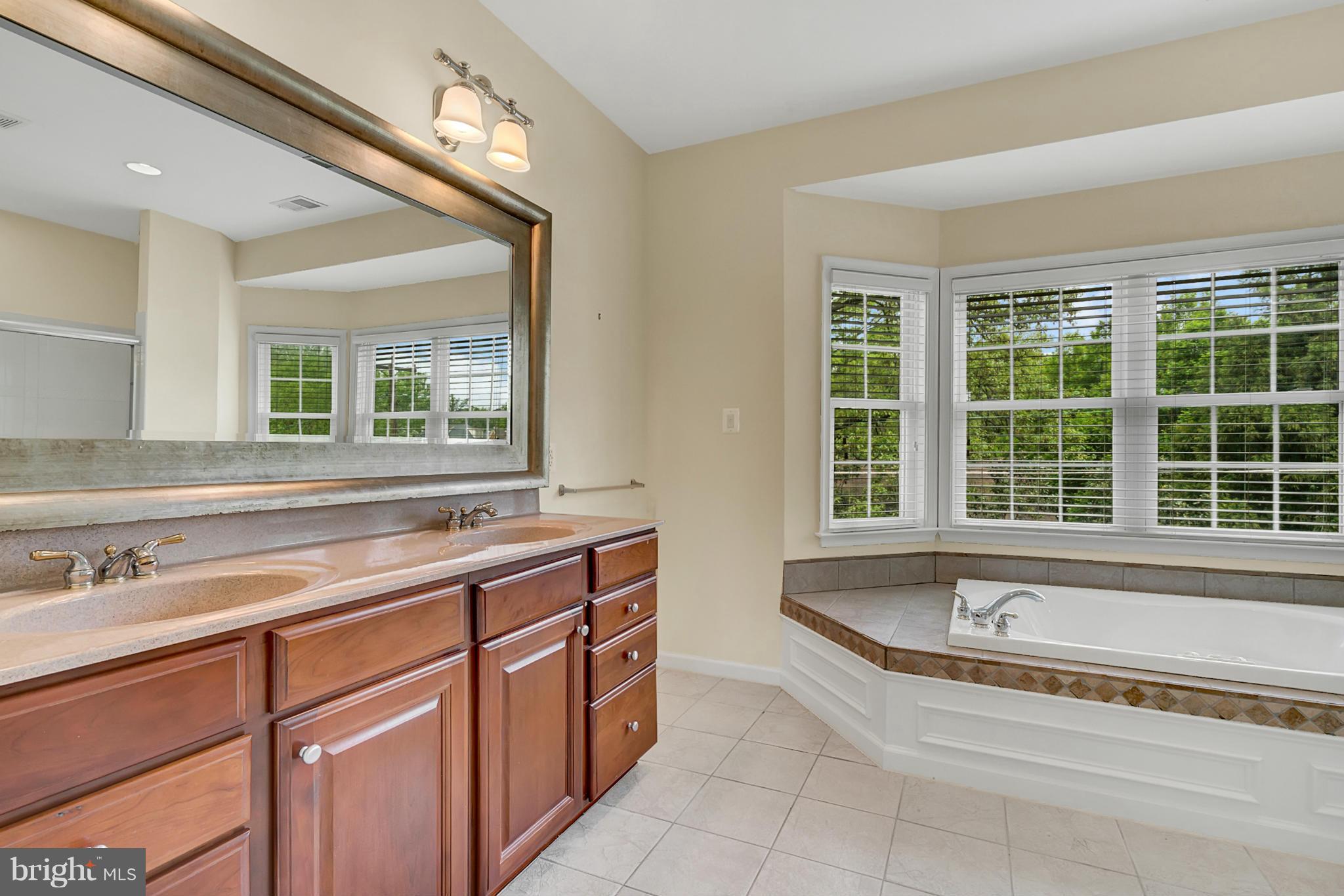 6329 Quander Road Alexandria, VA 22307 - Photo 18 of 30 Bath (Master)