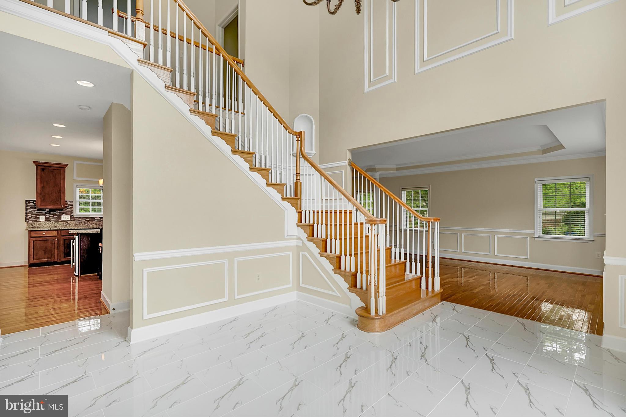 6329 Quander Road Alexandria, VA 22307 - Photo 3 of 30 foyer