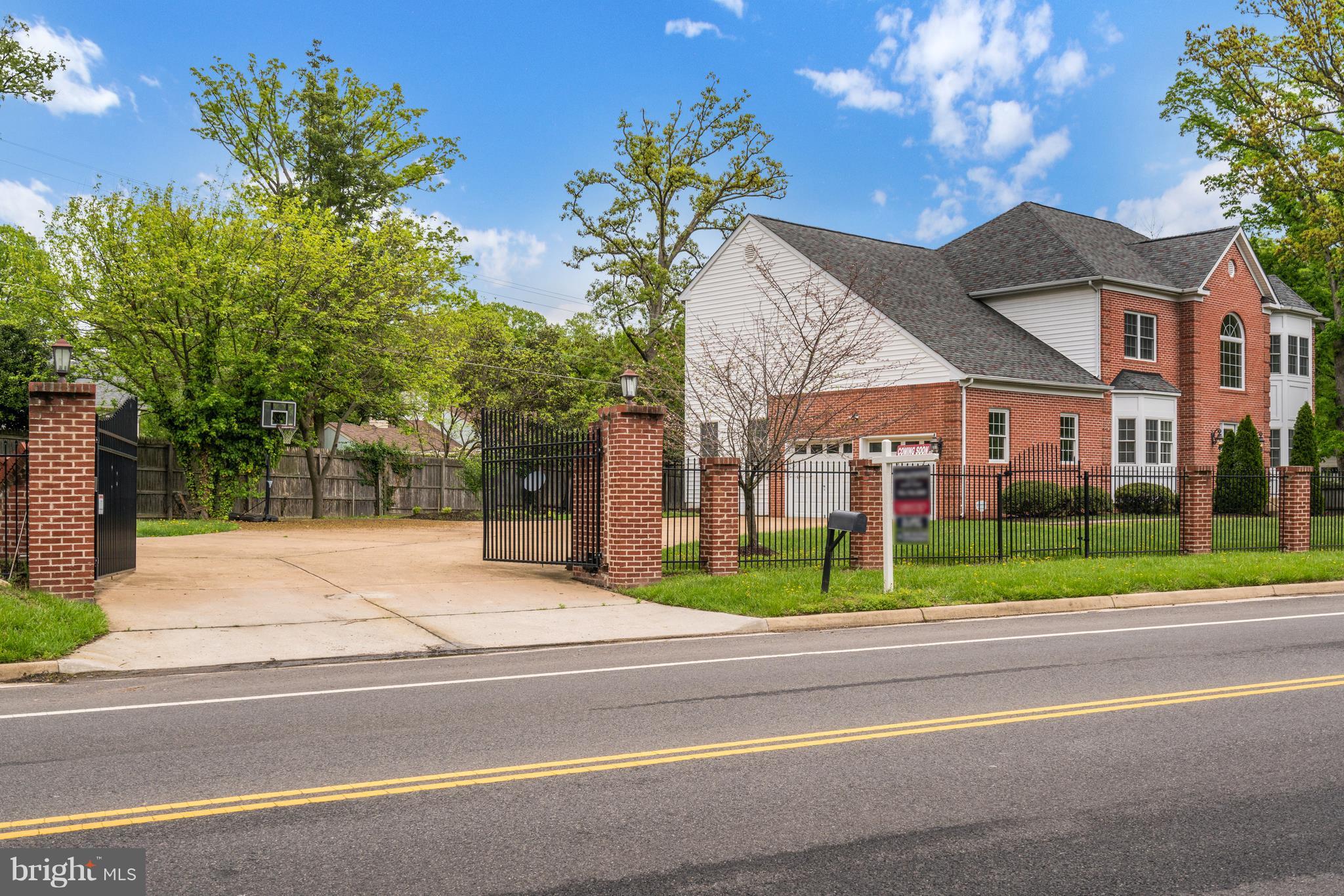 6329 Quander Road Alexandria, VA 22307 - Photo 24 of 30 Exterior (Front)