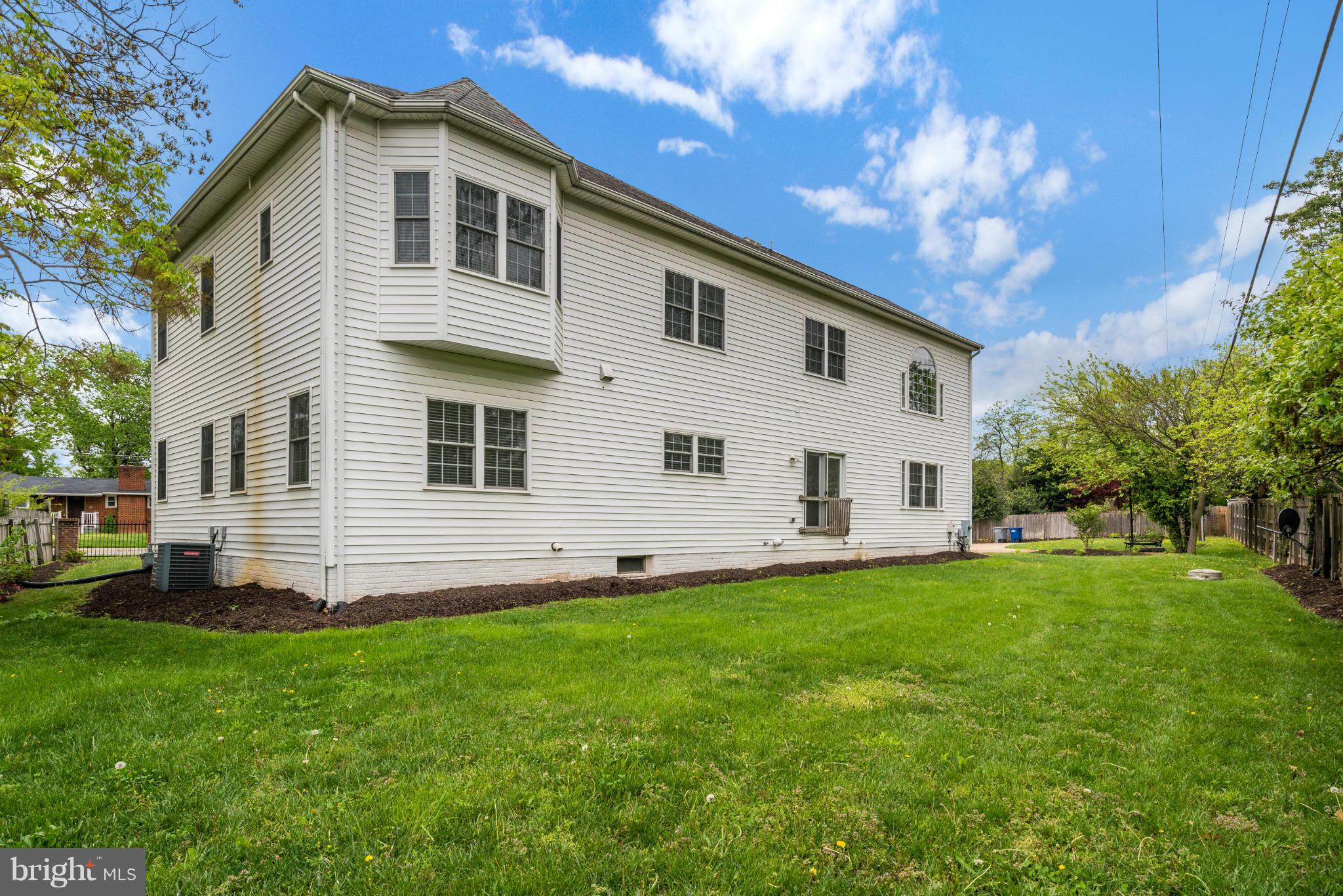 6329 Quander Road Alexandria, VA 22307 - Photo 25 of 30 Exterior (Rear)