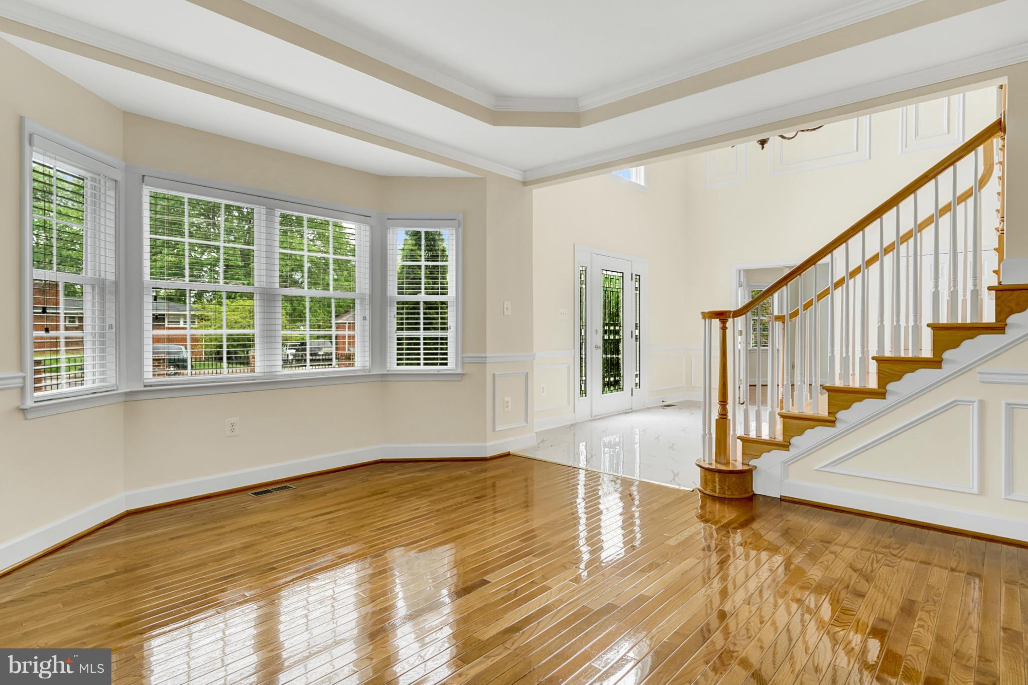 6329 Quander Road Alexandria, VA 22307 - Photo 4 of 30 Living Room