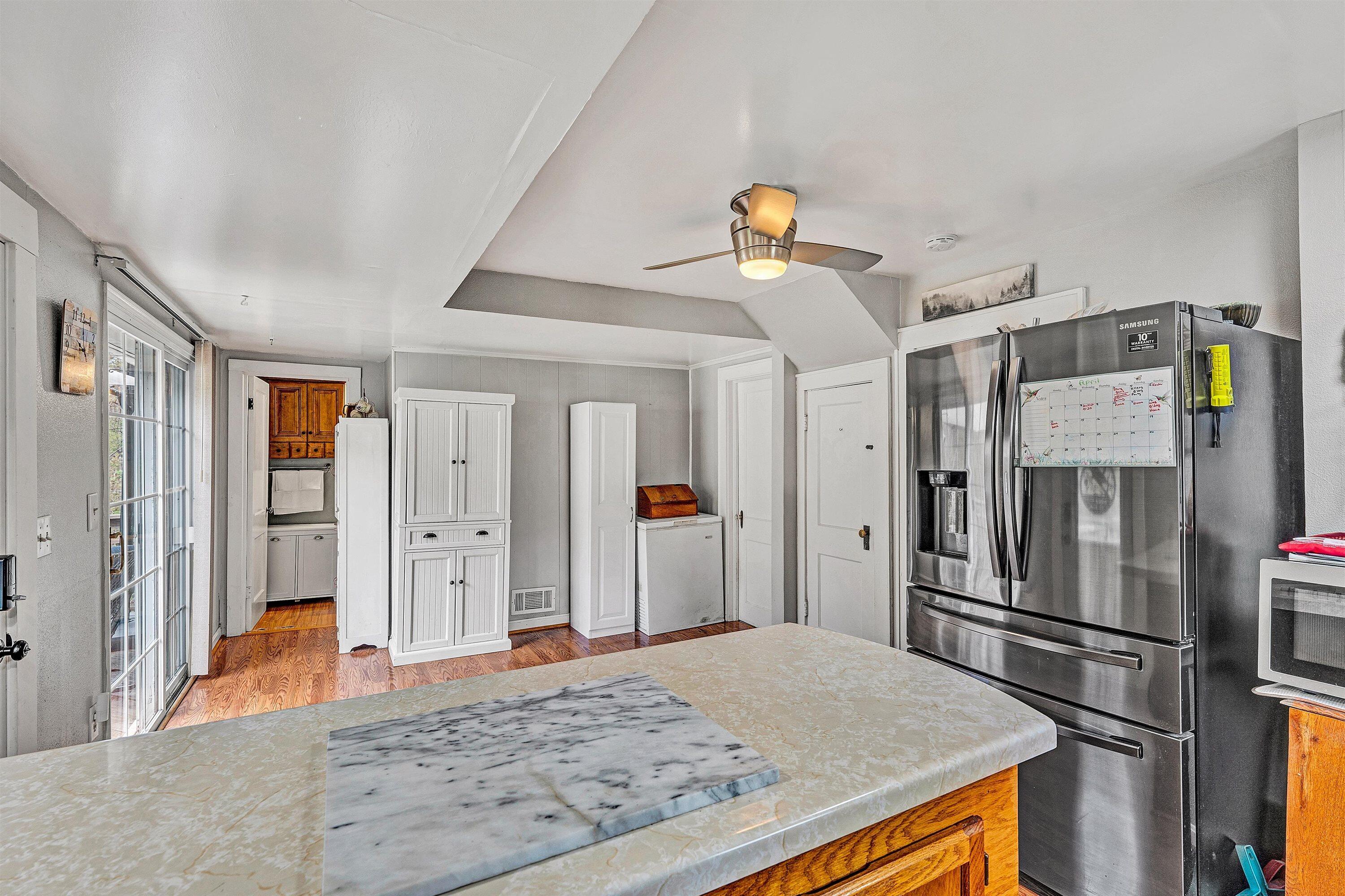 8173 Bent Mountain Road Roanoke, VA 24018 - Photo 12 of 26 Kitchen