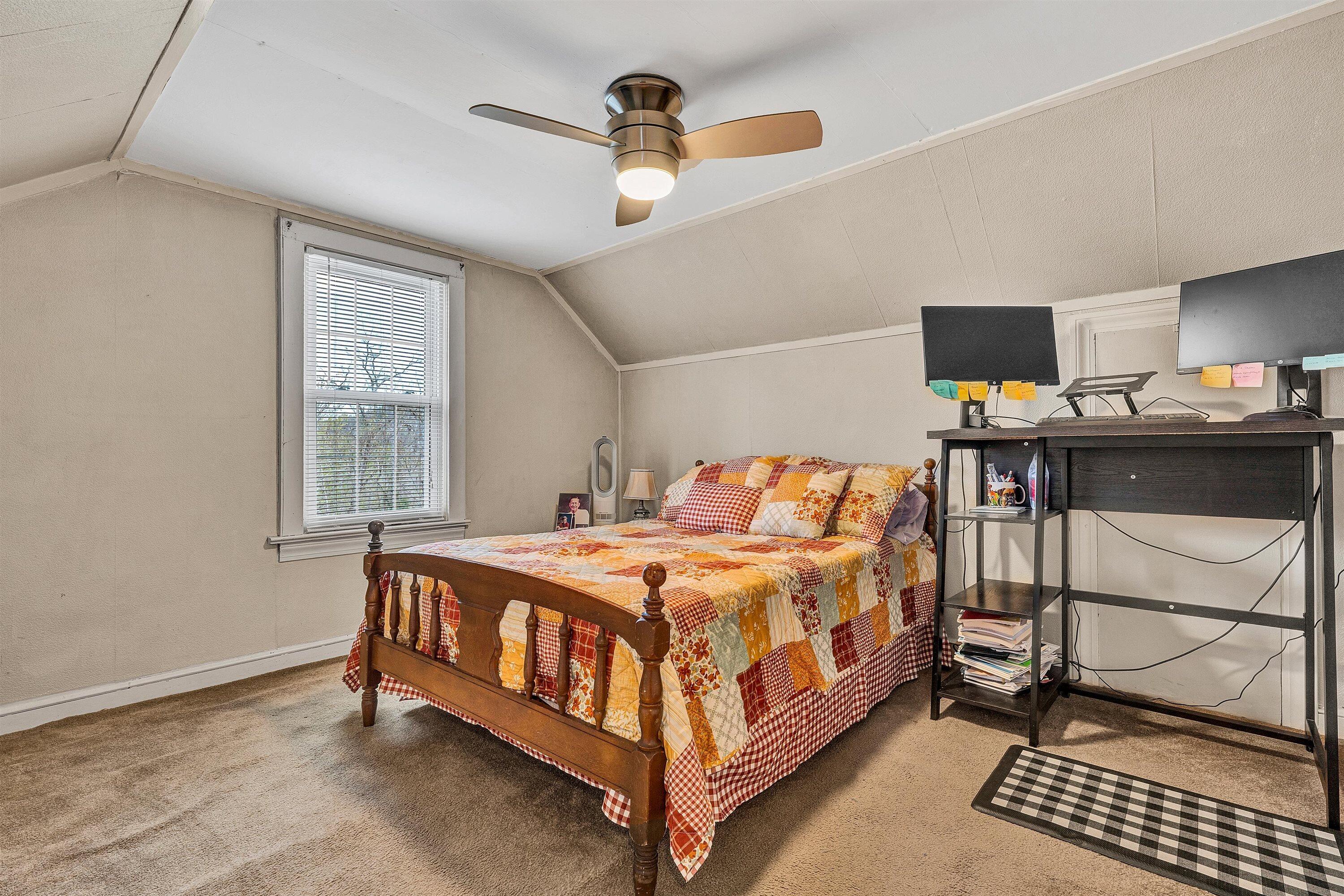 8173 Bent Mountain Road Roanoke, VA 24018 - Photo 15 of 26 Bedroom