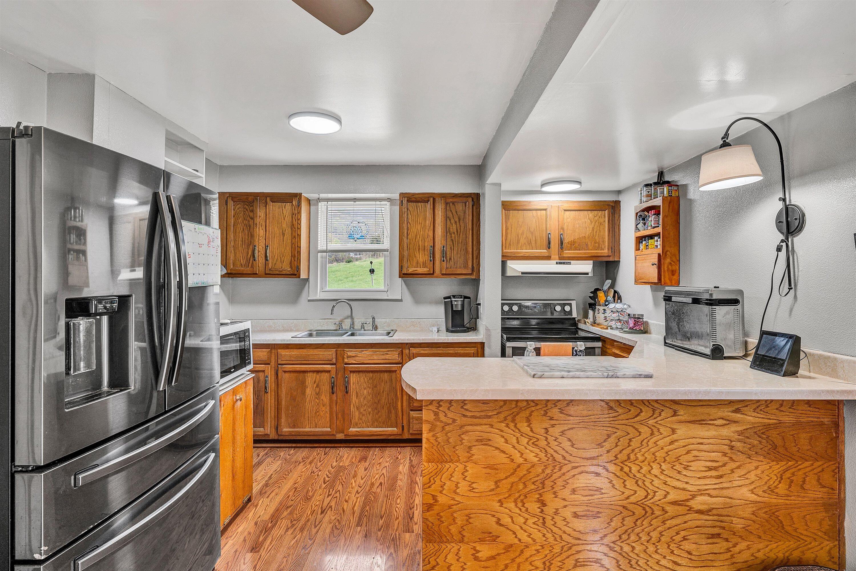 8173 Bent Mountain Road Roanoke, VA 24018 - Photo 9 of 26 Kitchen