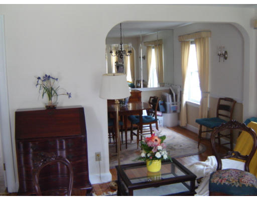 80 MacArthur Road Natick, MA 01760 - Photo 4 of 11 Gallery Image 4