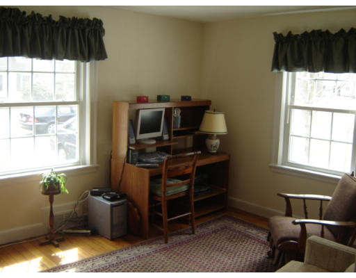 80 MacArthur Road Natick, MA 01760 - Photo 6 of 11 Gallery Image 6