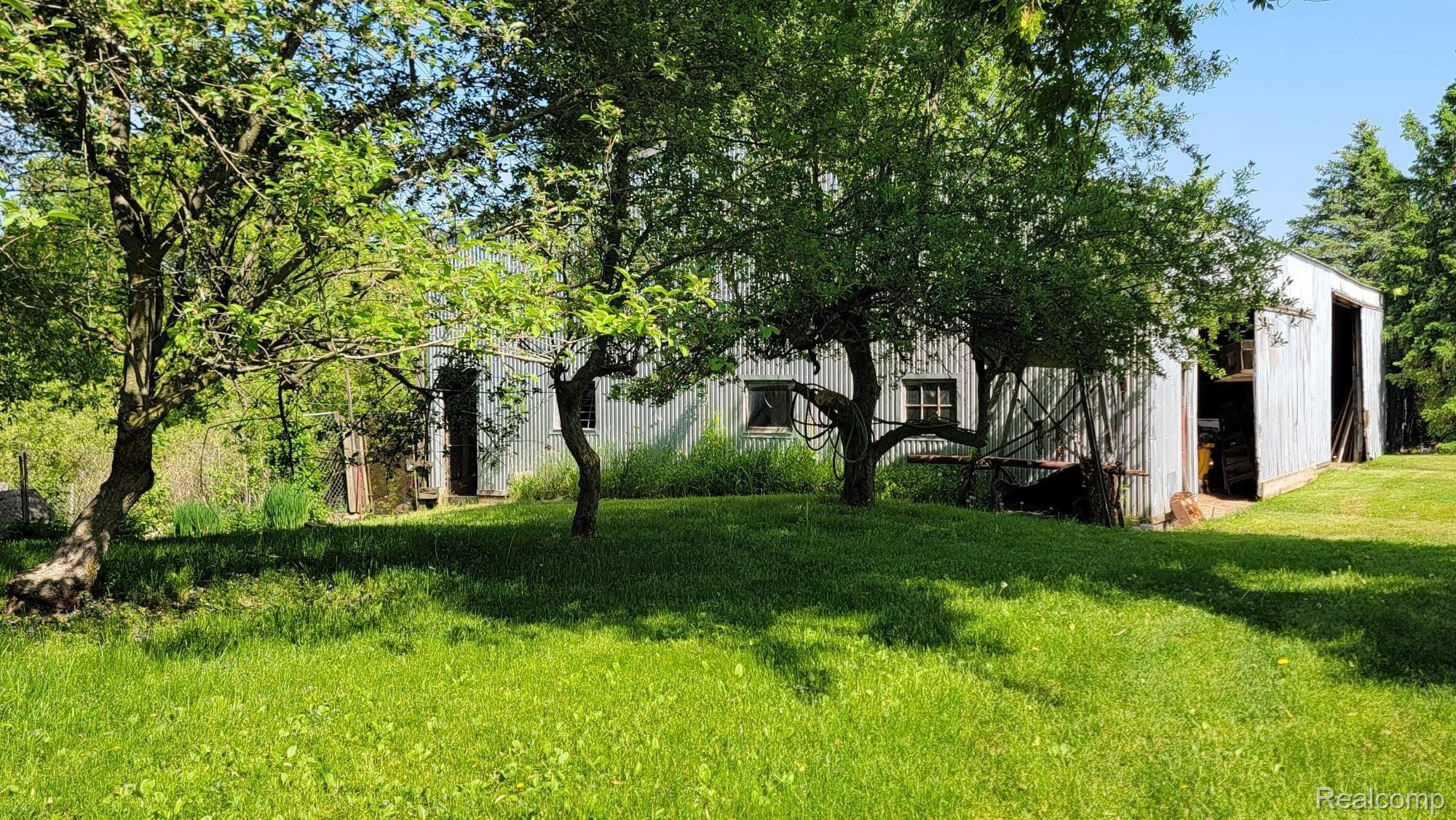 2951 Slattery Road Attica, MI 48412 - Photo 10 of 56 Gallery Image 10