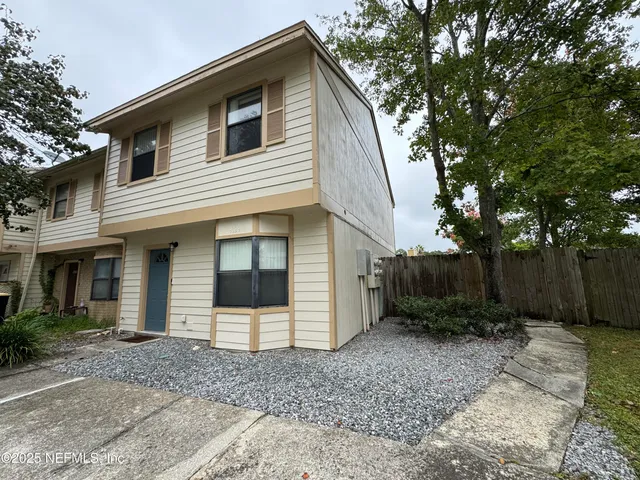 $1,700 | 9329 Genna Trace Trail, Jacksonville, FL 32257