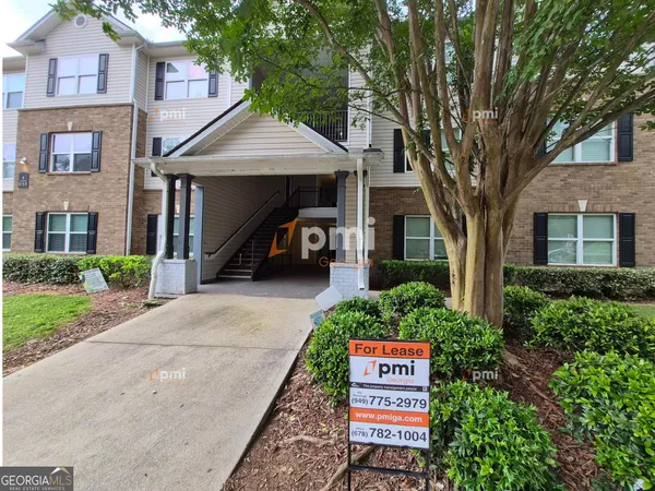 $1,295 | 2204 Fairington Village Drive, Lithonia, GA 30038