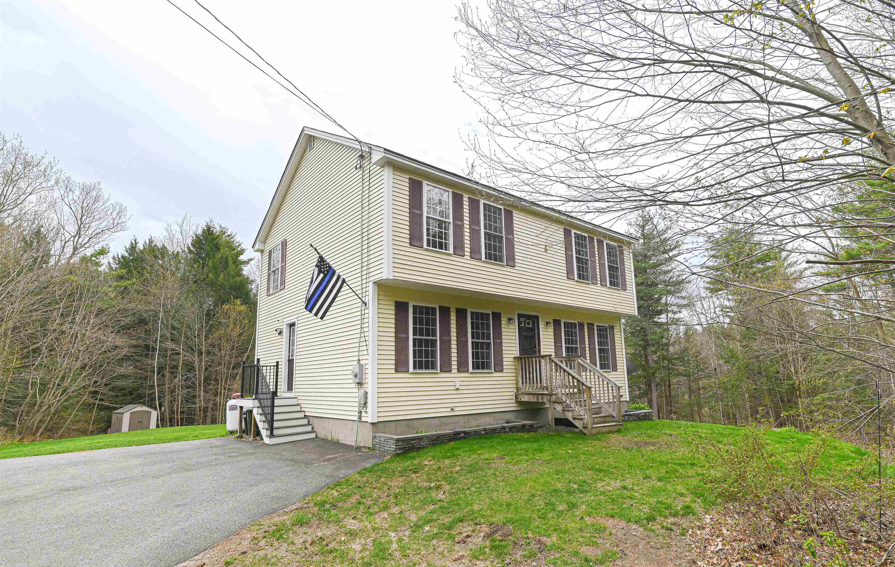 34 Everett Dam Road Dunbarton, NH 03046 - Photo 2 of 37 Gallery Image 2