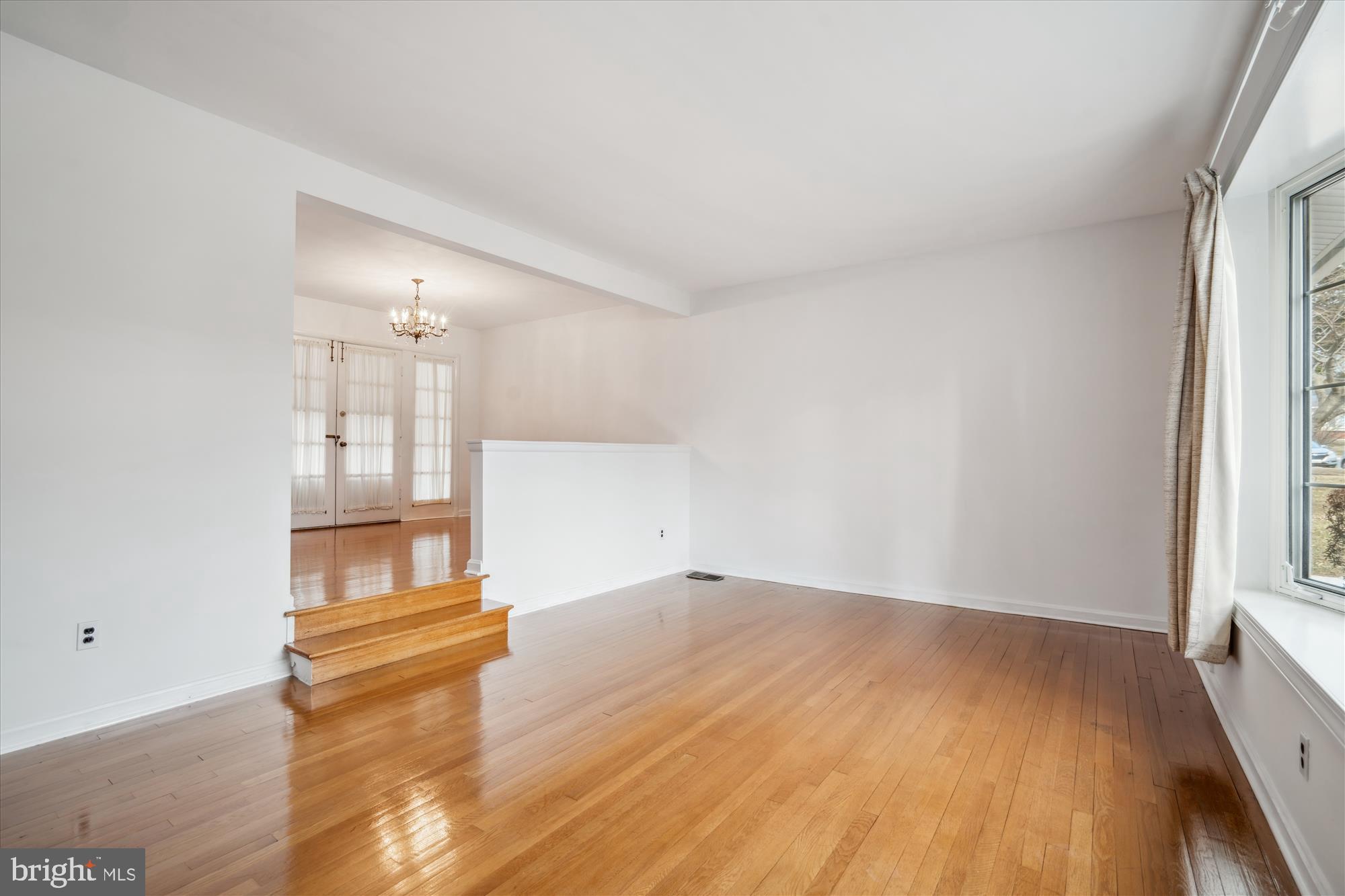 404 Neale Court Silver Spring, MD 20901 - Photo 3 of 53 Gallery Image 3