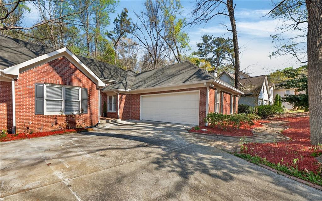 601 Cobblestone Lane Stone Mountain, GA 30087 - Photo 6 of 69