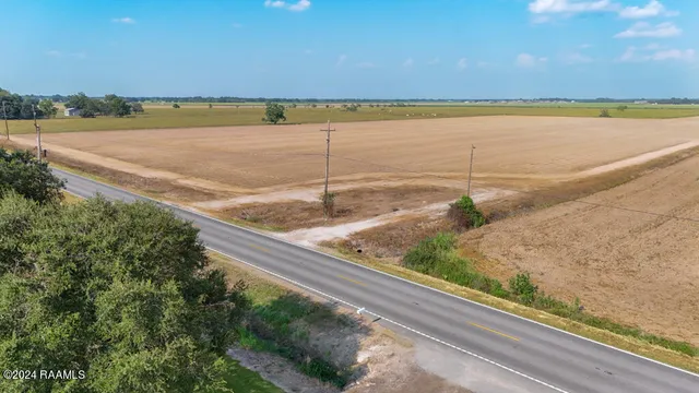 $920,000 | 6101 Highway 343, Maurice, LA 70555