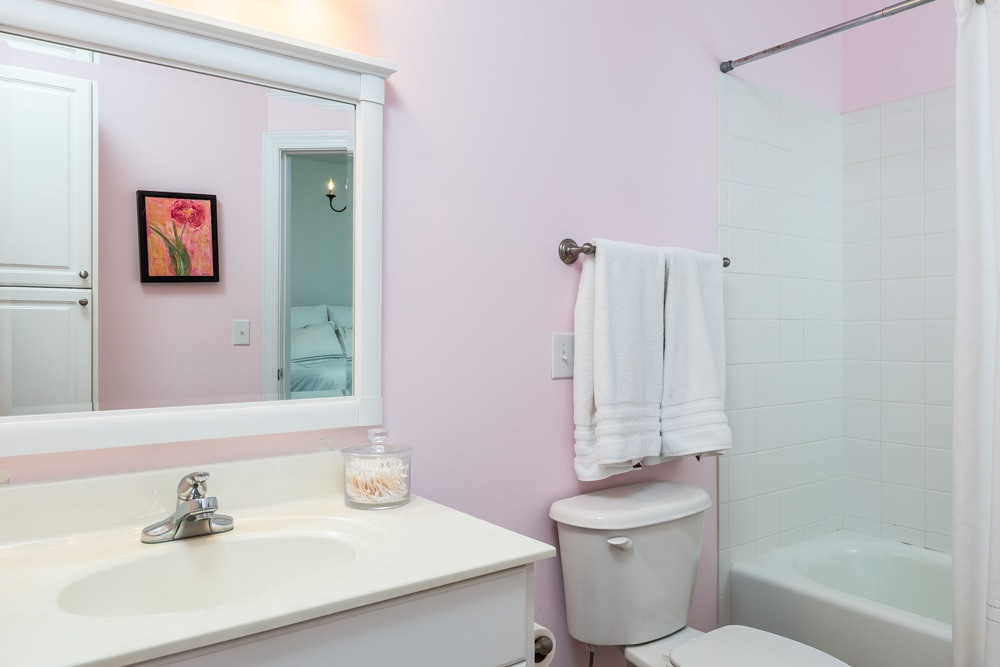 623 Highpark Lane Raleigh, NC 27608 - Photo 13 of 19 Master Bathroom