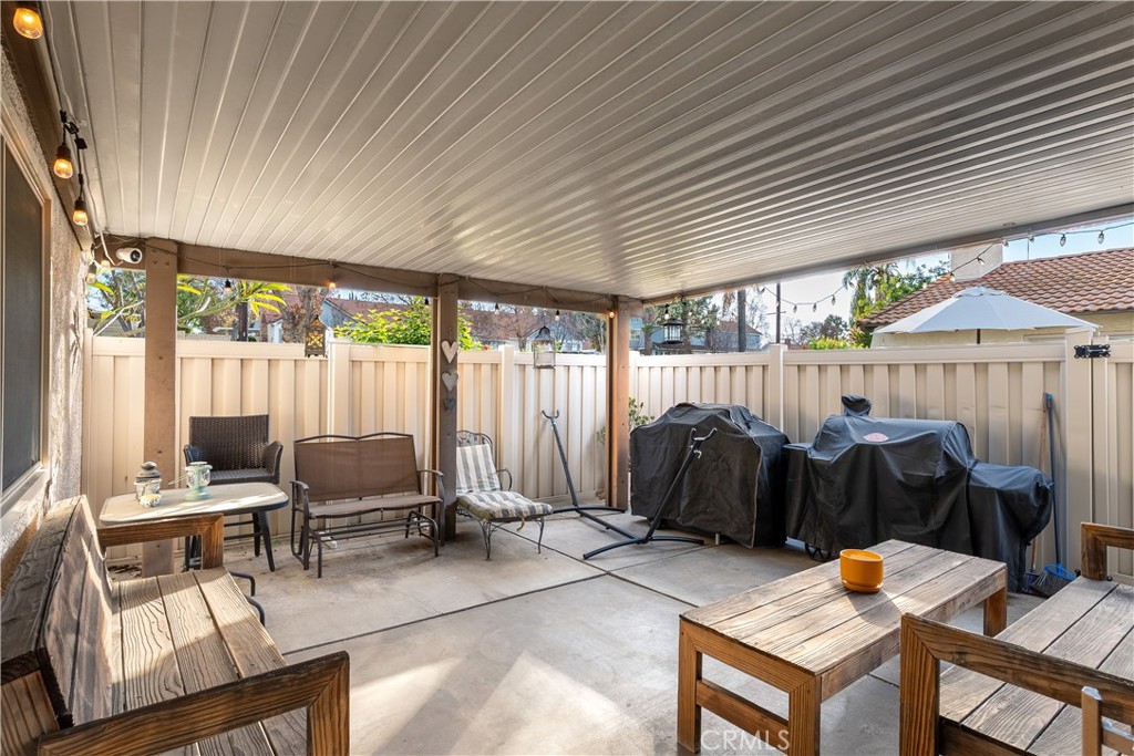 1592 Christopher Lane Redlands, CA 92374 - Photo 26 of 31