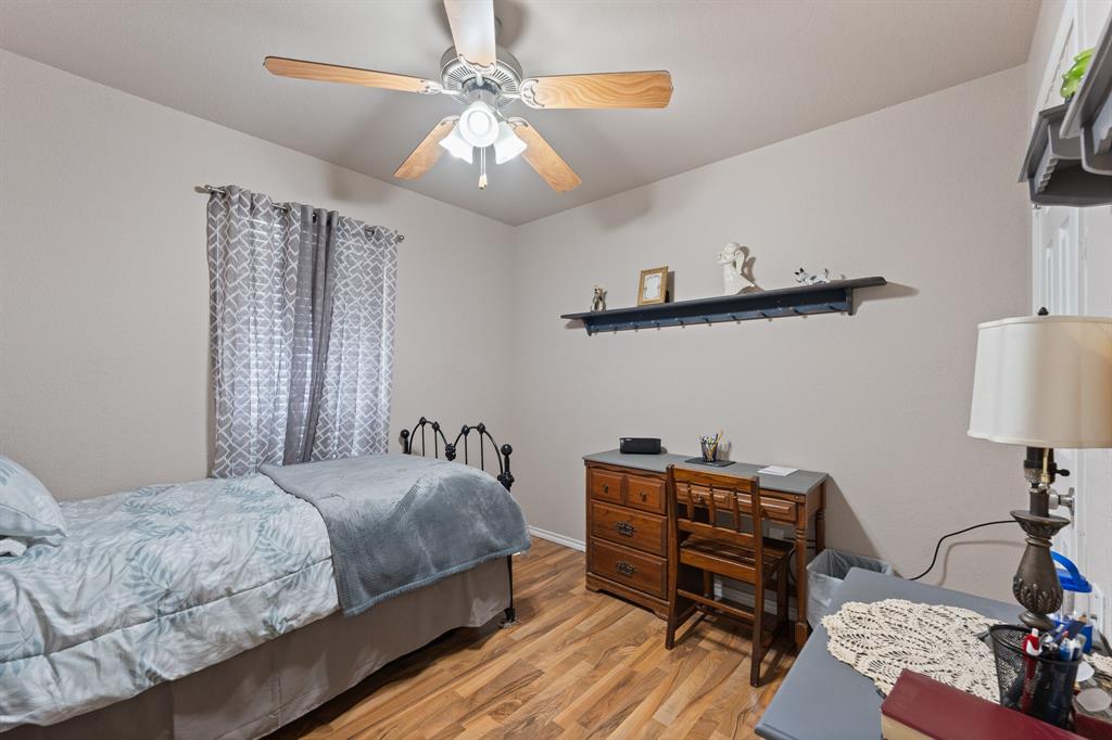 1595 Spring Branch Drive Cleburne, TX 76033 - Photo 12 of 26