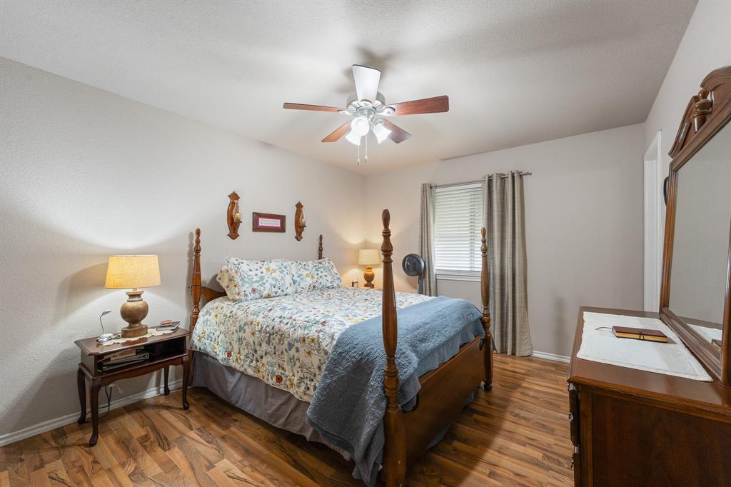 1595 Spring Branch Drive Cleburne, TX 76033 - Photo 13 of 26