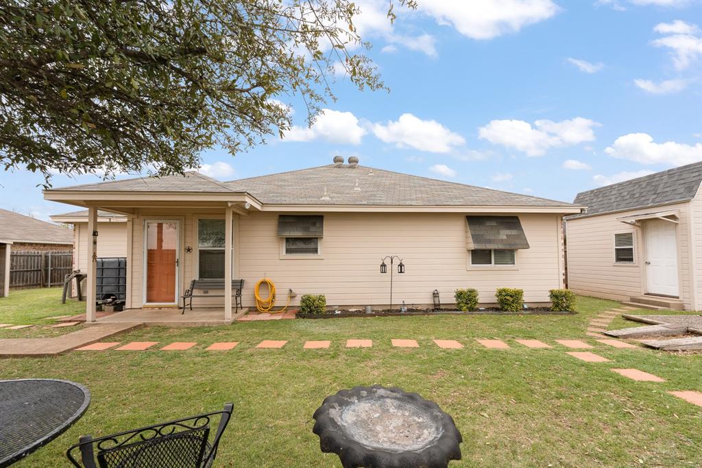 1595 Spring Branch Drive Cleburne, TX 76033 - Photo 16 of 26