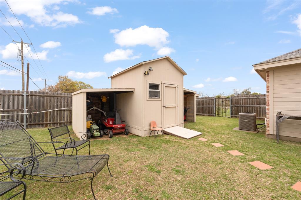 1595 Spring Branch Drive Cleburne, TX 76033 - Photo 22 of 26