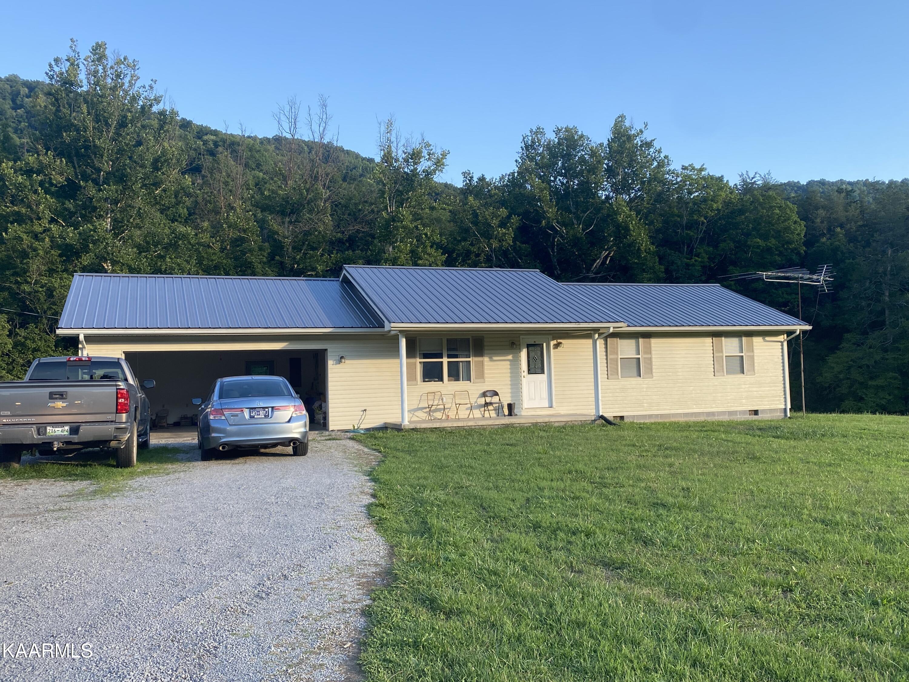 7247 Mulberry Gap Road Tazewell, TN 37879 - Photo 1 of 58 IMG-9811