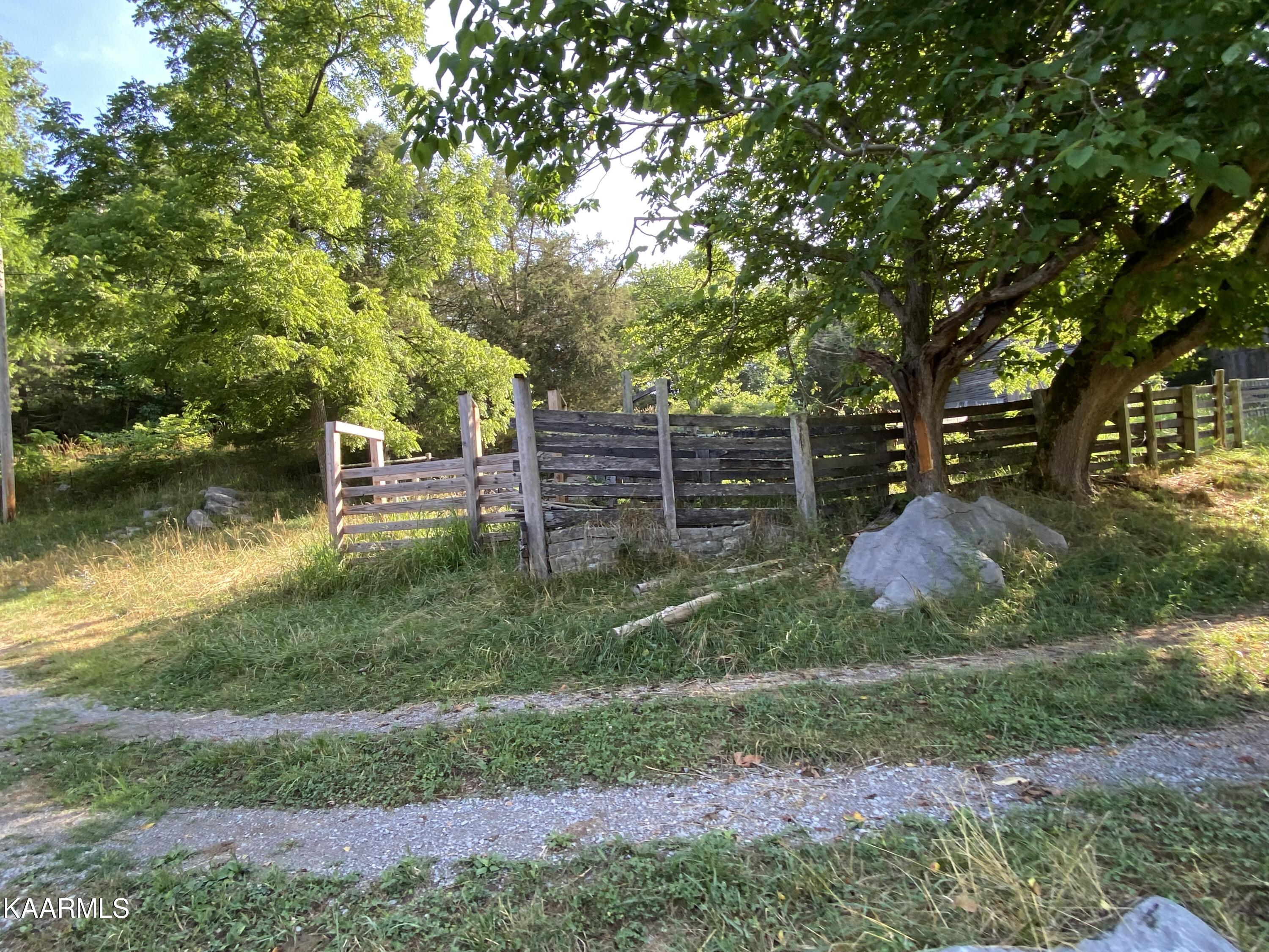 7247 Mulberry Gap Road Tazewell, TN 37879 - Photo 24 of 58 IMG-9094
