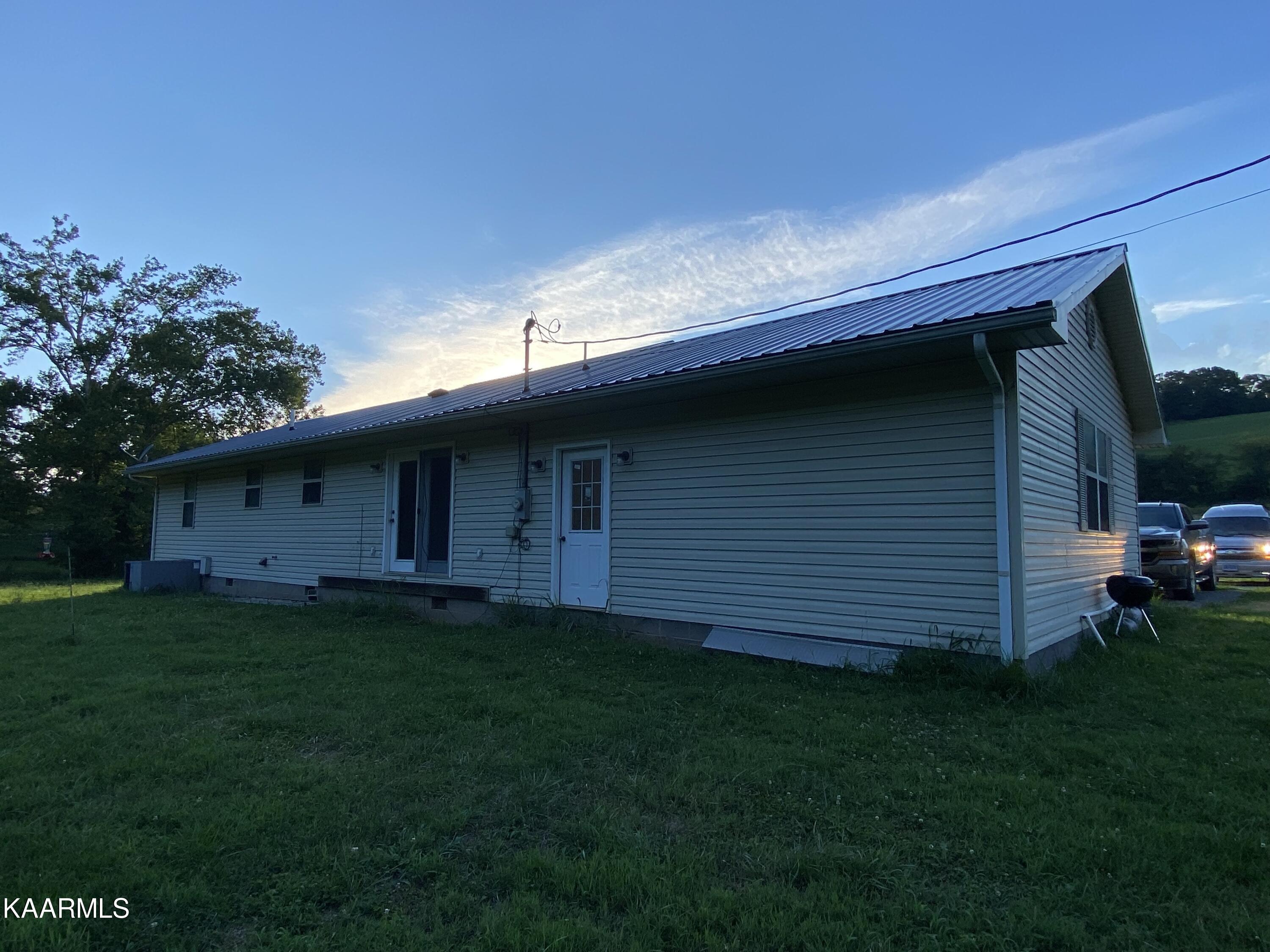 7247 Mulberry Gap Road Tazewell, TN 37879 - Photo 3 of 58 IMG-9812