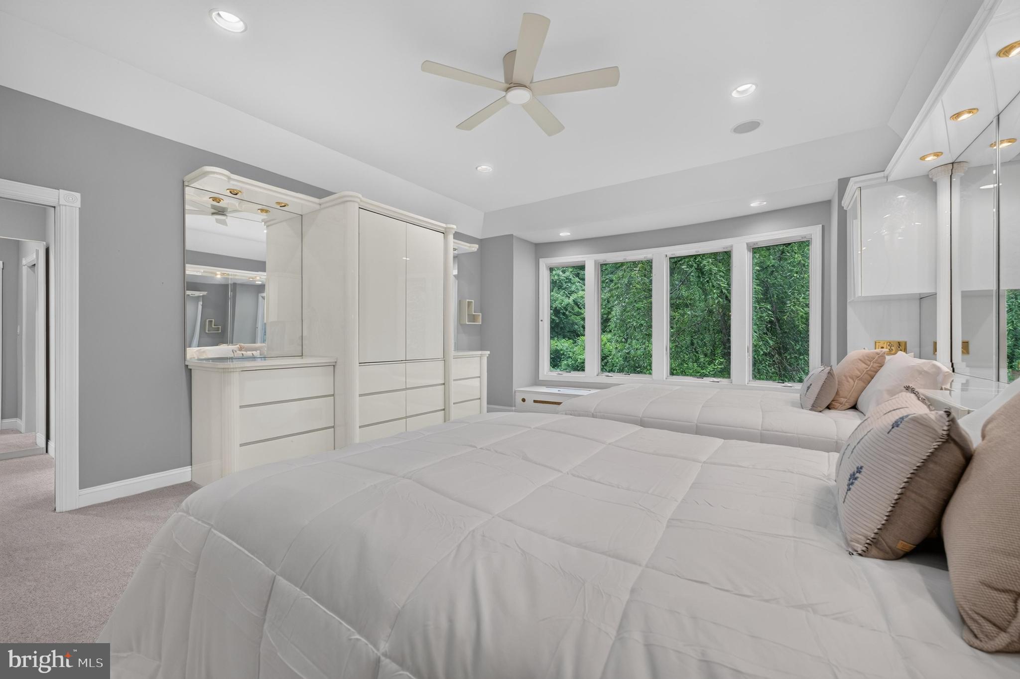 415 Bridgeboro Road Moorestown, NJ 08057 - Photo 53 of 91 Right Wing -
Master Bedroom