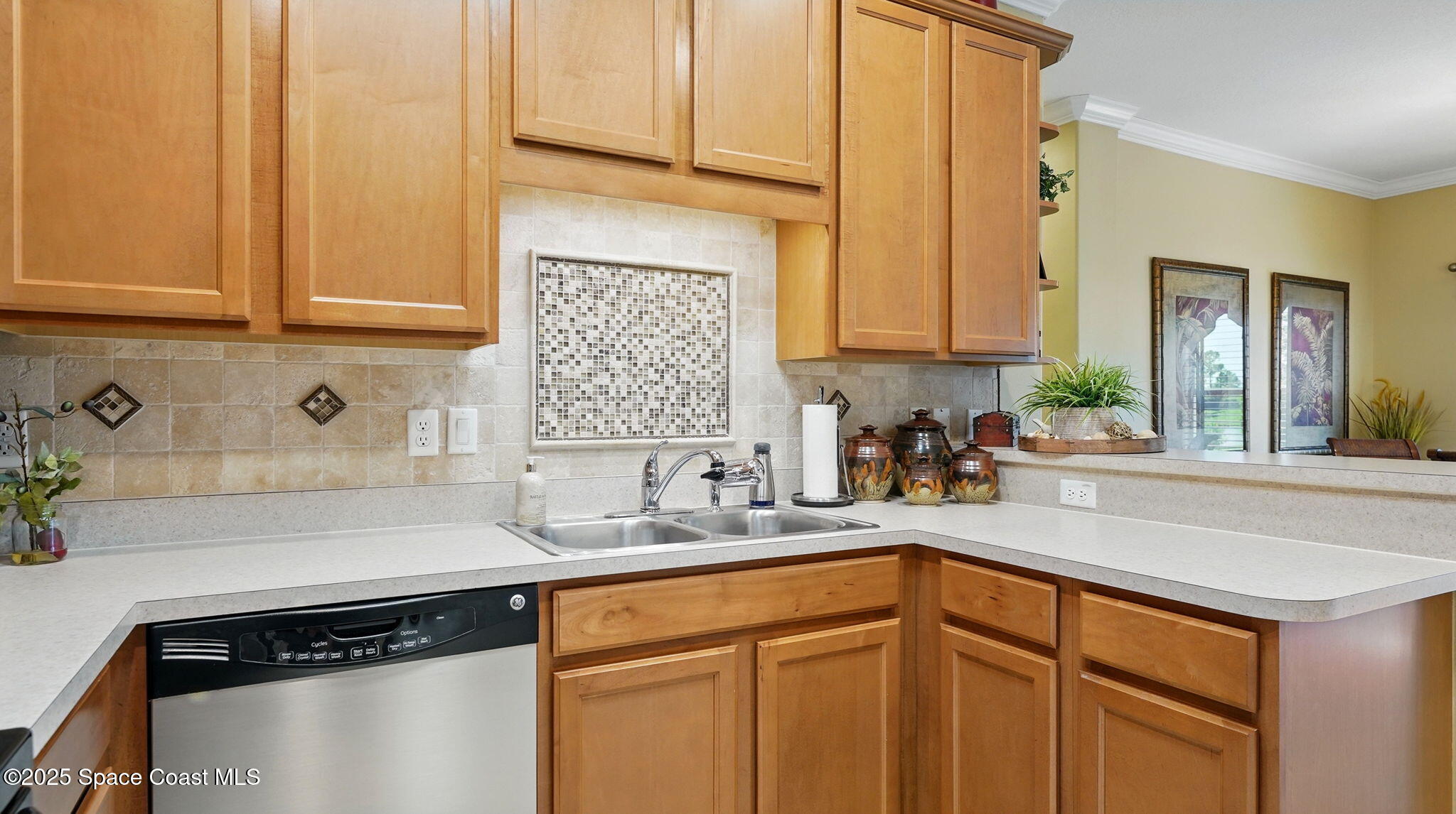 3401 Funston Circle Melbourne, FL 32940 - Photo 8 of 34 13-web-or-mls-Photo_015