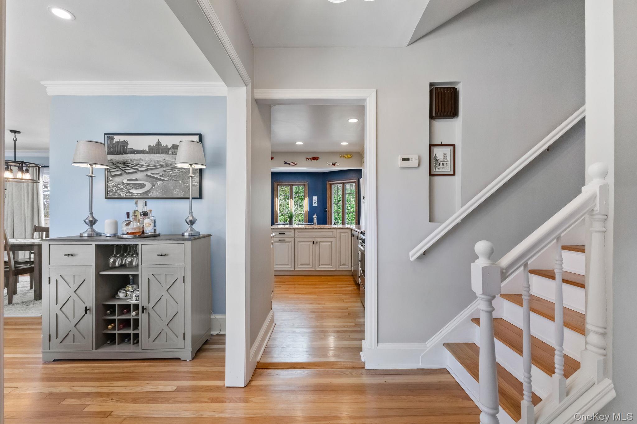 45 Parkway Drive Rye, NY 10580 - Photo 2 of 34