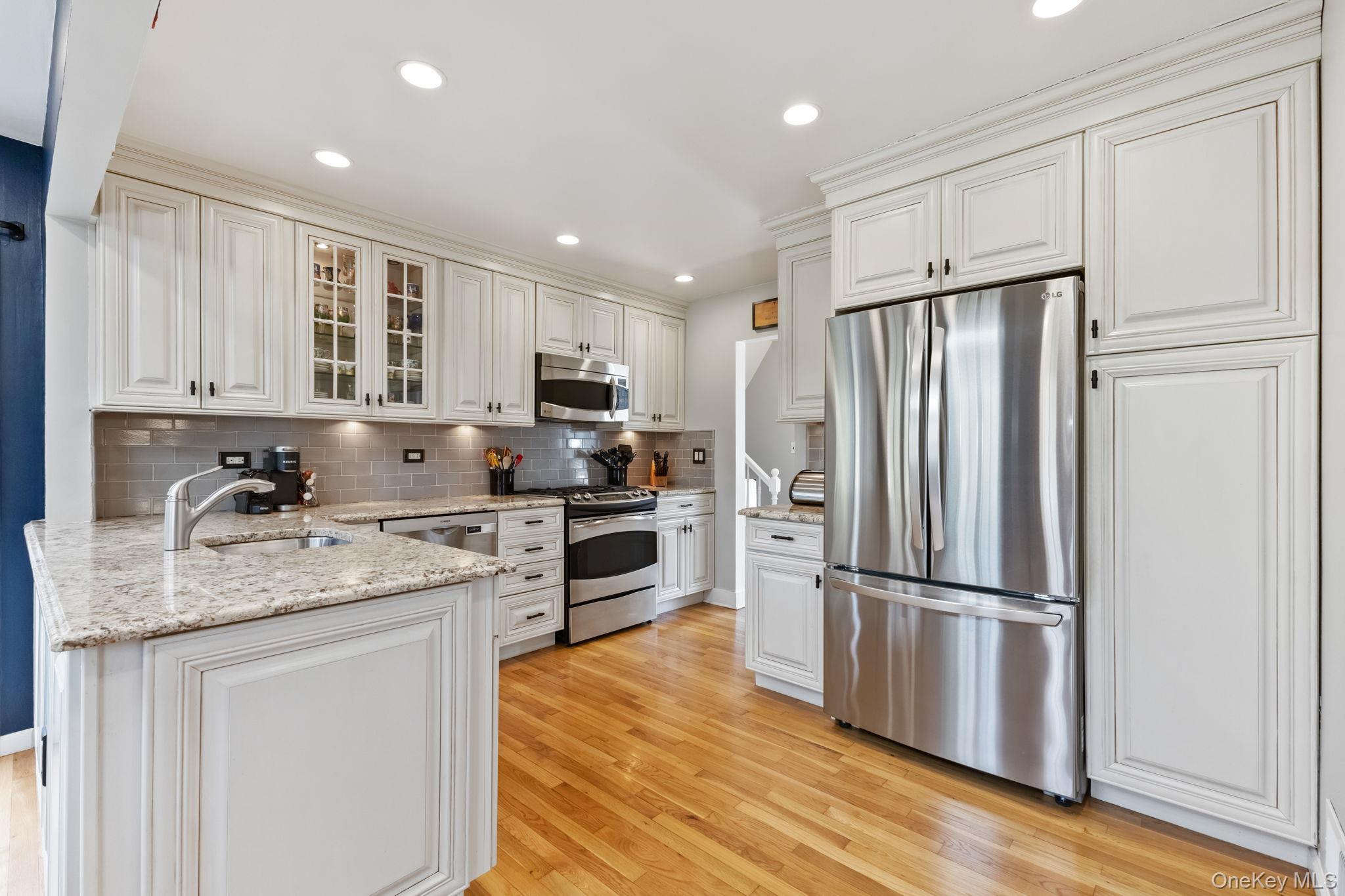 45 Parkway Drive Rye, NY 10580 - Photo 8 of 34