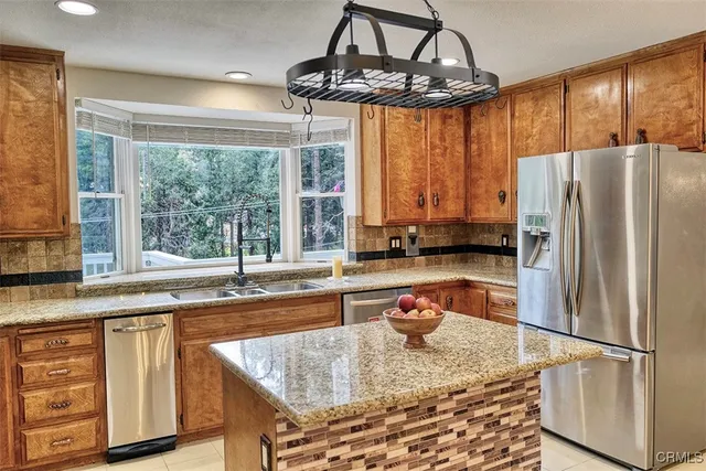 $749,000 | 25285 Forest Lake Drive, Crestline, CA 92325