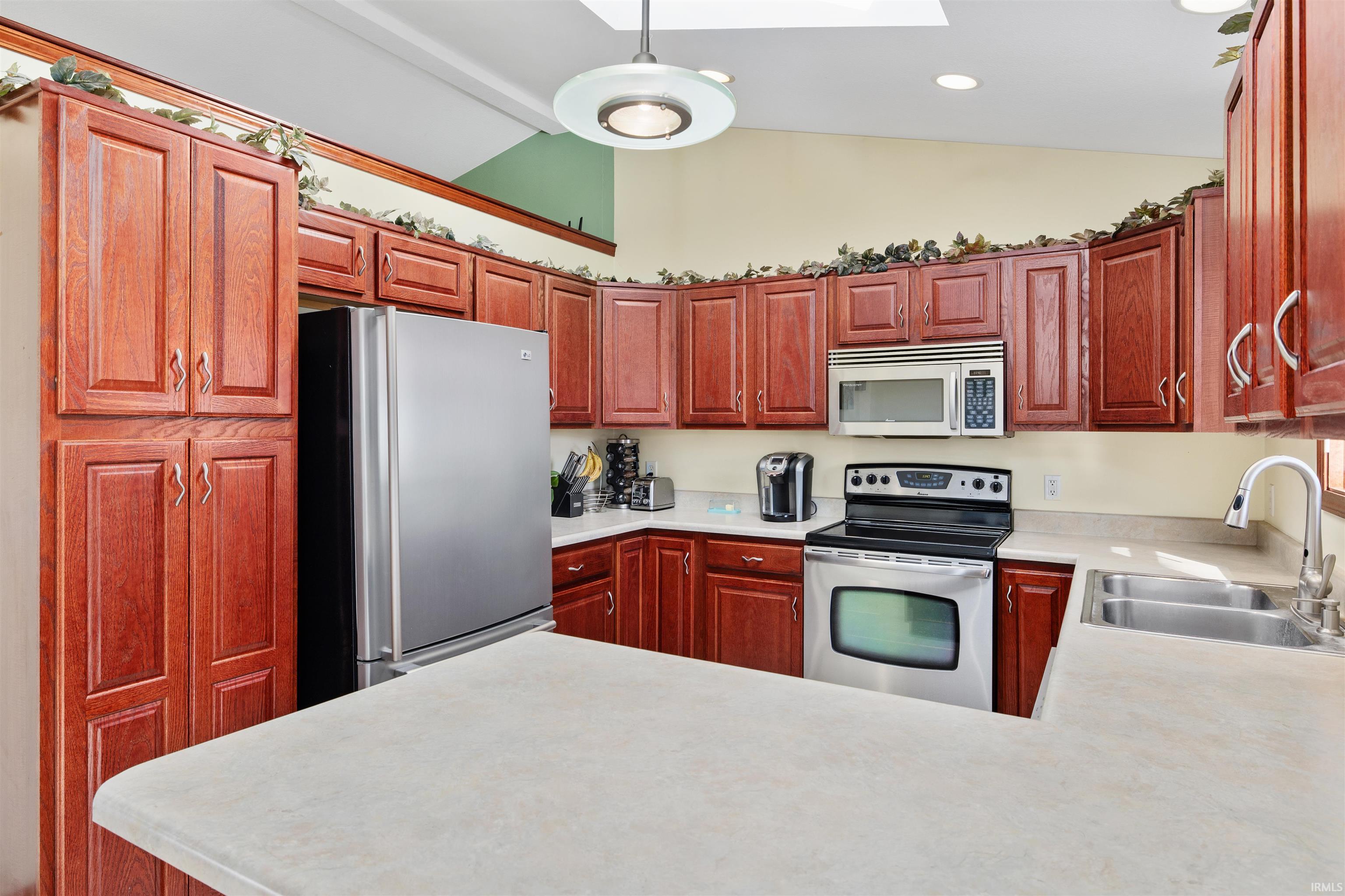 1408 Katherine Street Auburn, IN 46706 - Photo 13 of 31