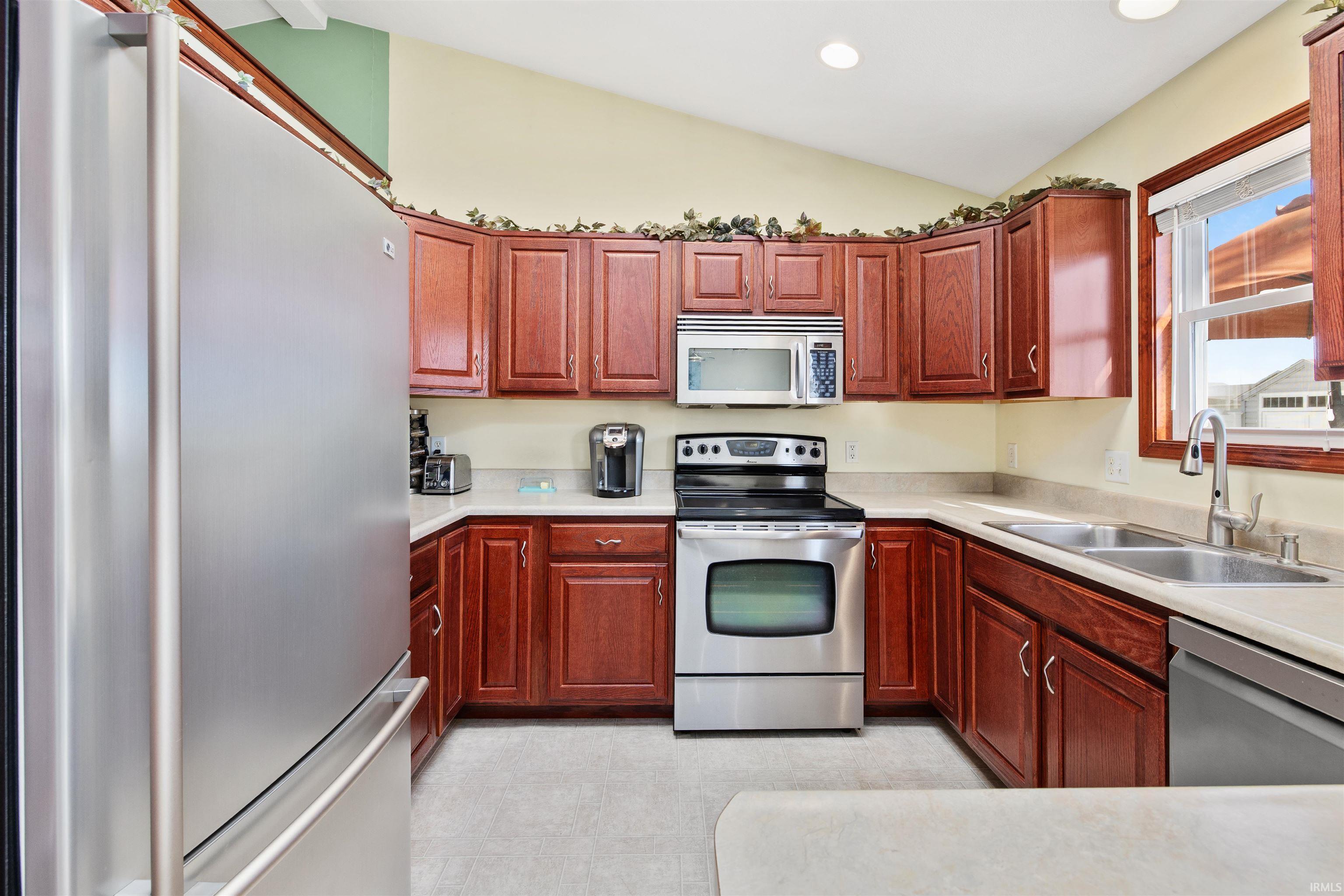 1408 Katherine Street Auburn, IN 46706 - Photo 14 of 31