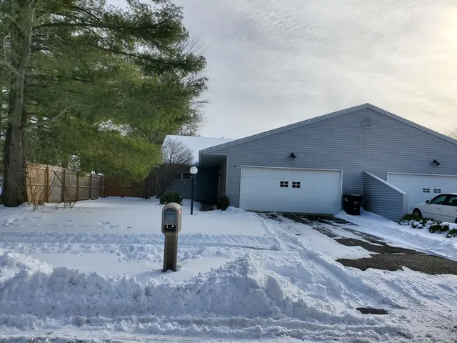 $189,900 | 2801 Westridge Place, Carbondale, IL 62901