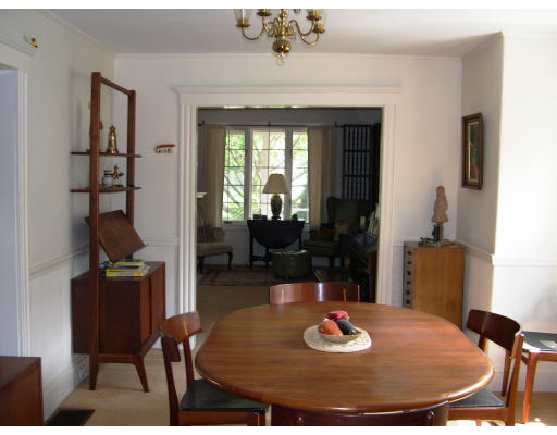 17 Wyman Road Marblehead, MA 01945 - Photo 3 of 11 Gallery Image 3
