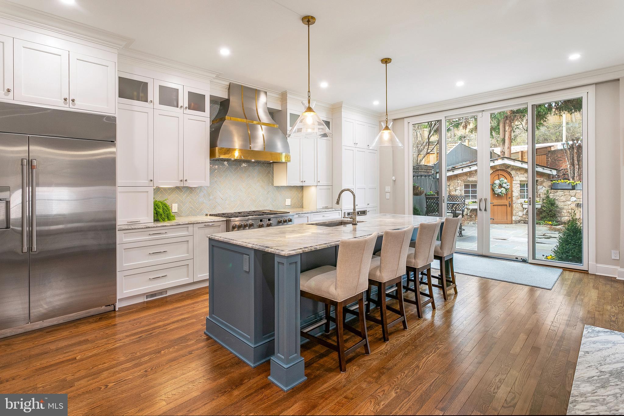 3323 Reservoir Road Northwest Washington, DC 20007 - Photo 2 of 25 Gourmet Kitchen