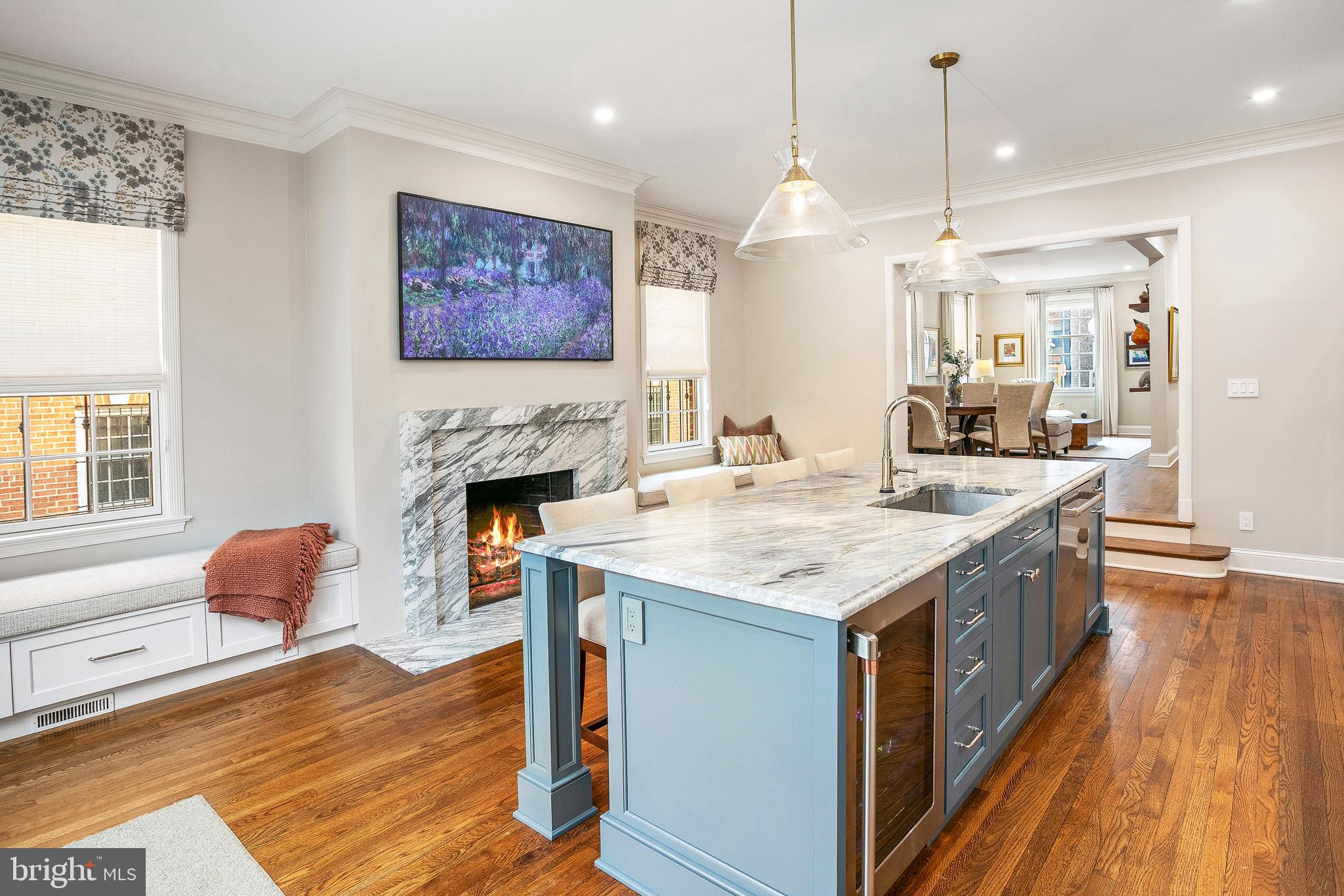 3323 Reservoir Road Northwest Washington, DC 20007 - Photo 10 of 25 Gourmet Kitchen with Built In Seating