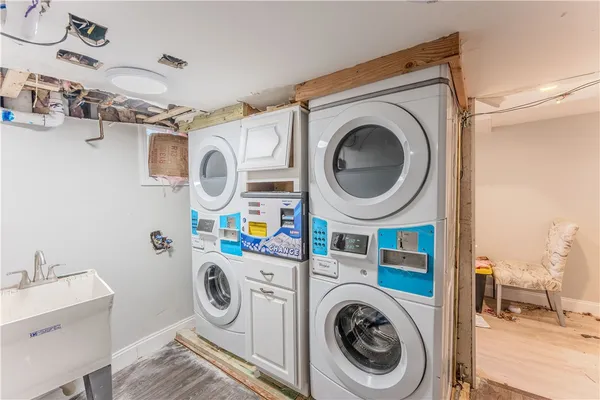 $799,900 | 115 Hughes Avenue, Pawtucket, RI 02861