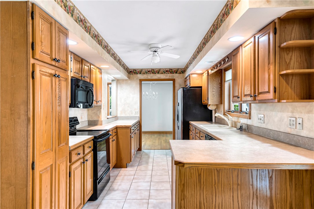 36 Willowbrook Drive Owasco, NY 13021 - Photo 15 of 47 Kitchen