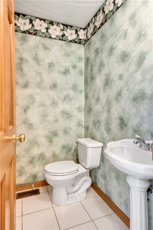 36 Willowbrook Drive Owasco, NY 13021 - Photo 27 of 47 Half bath