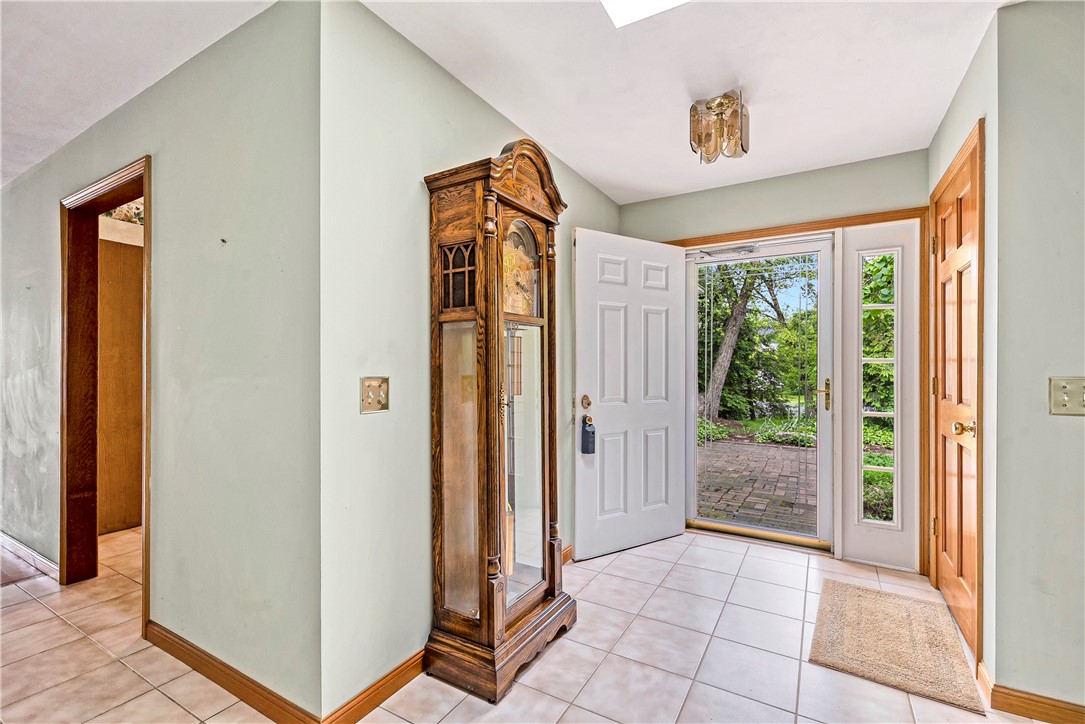 36 Willowbrook Drive Owasco, NY 13021 - Photo 9 of 47 Front entrance